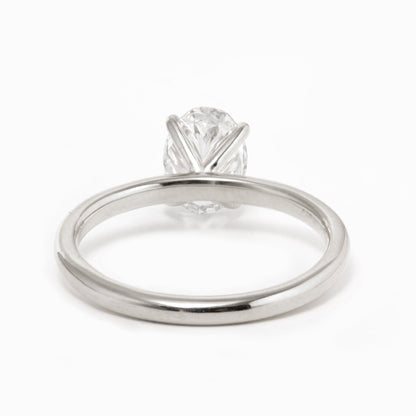 Anel Solitário Elegancy Moissanite Oval em Prata 925 com Banho de Ouro Branco 18k, VVS1 Certificada